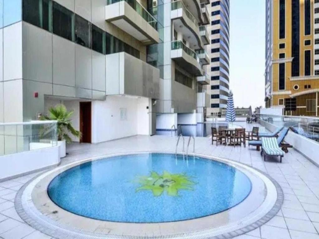Aparthotel Tiger Tower Dubai Esterno foto